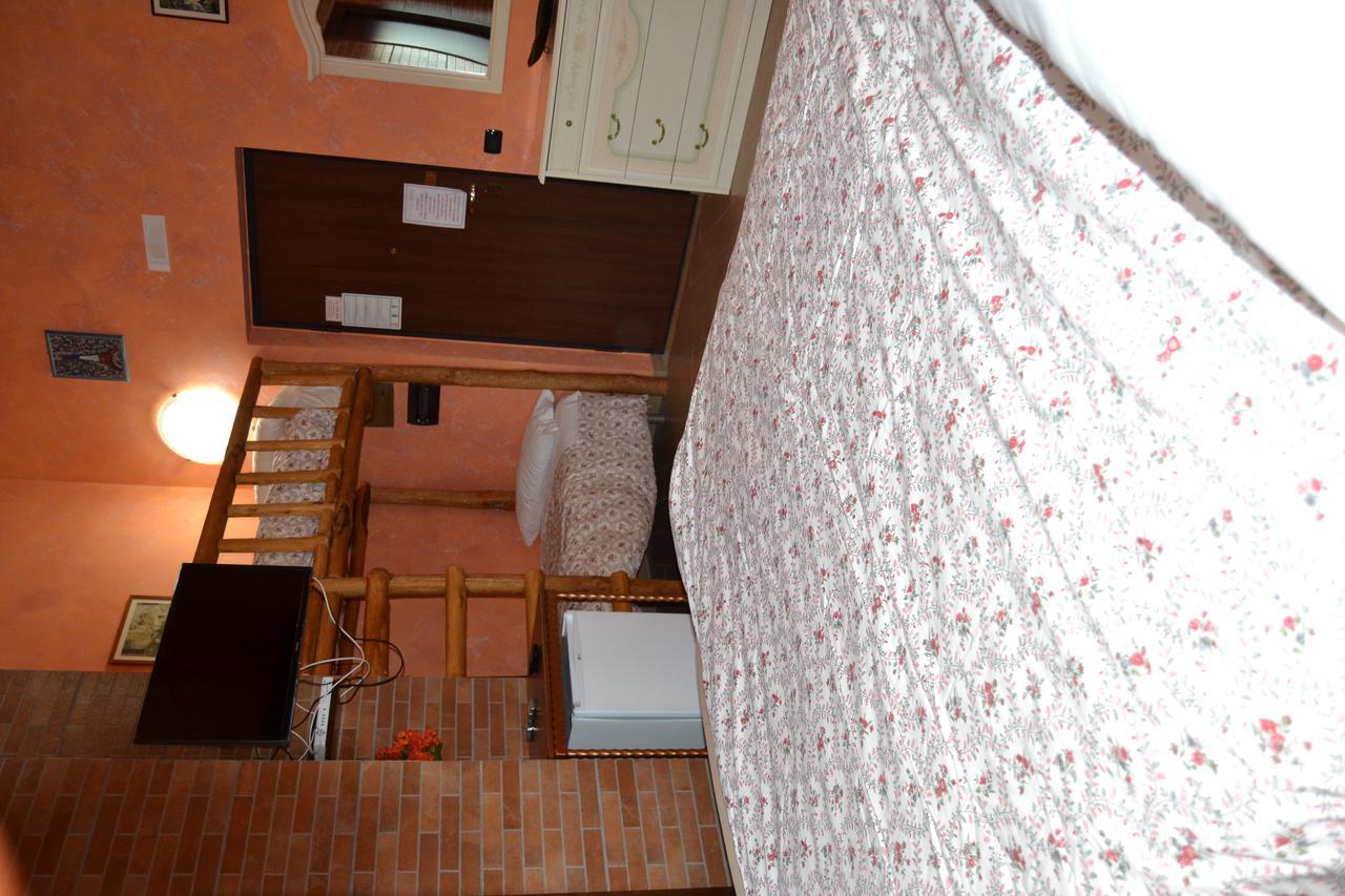 Montecorvino Pugliano Resort Le Parisien מראה חיצוני תמונה