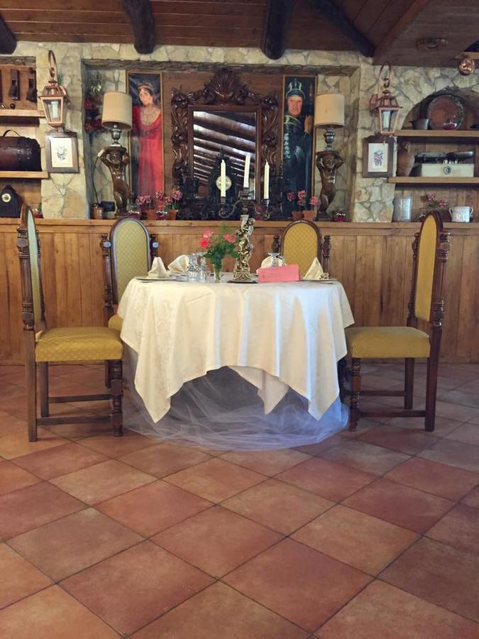 Montecorvino Pugliano Resort Le Parisien מראה חיצוני תמונה