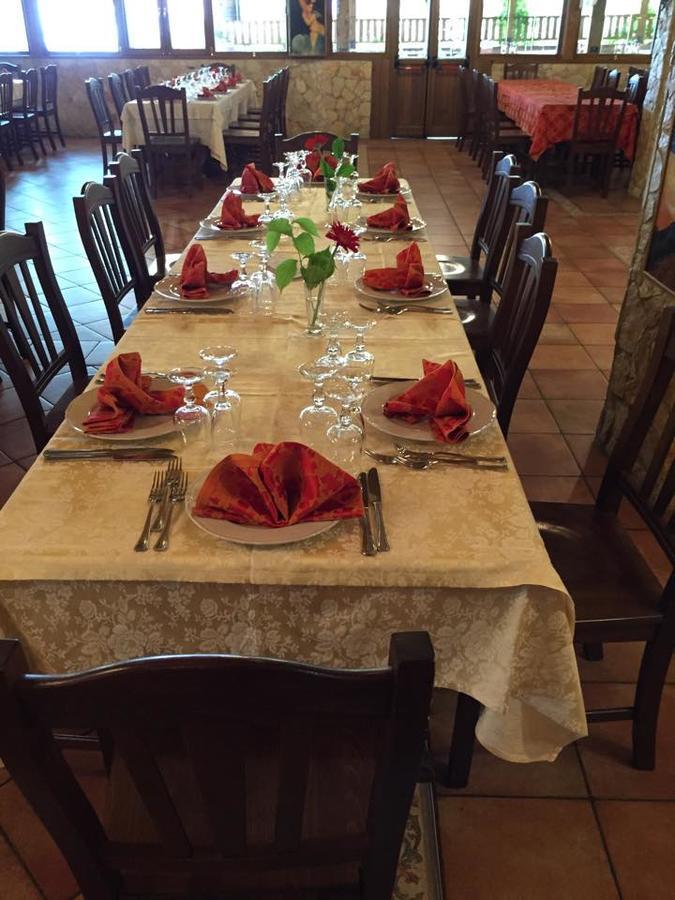Montecorvino Pugliano Resort Le Parisien מראה חיצוני תמונה